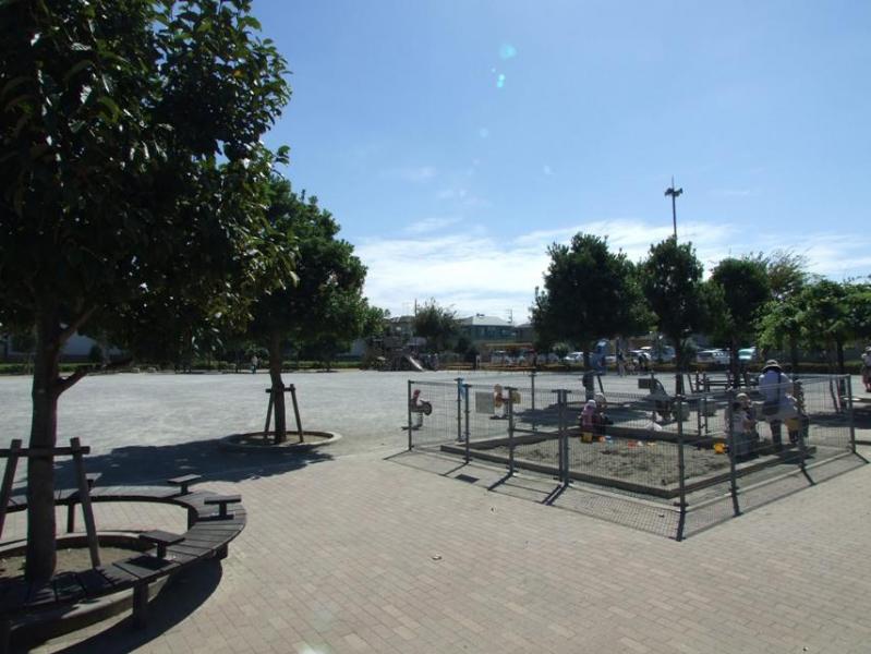 海松台公園:徒歩3分(60m)